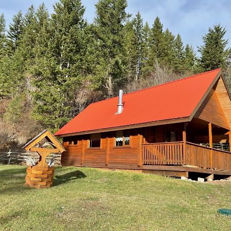 Camels Hump Guest Ranch Lumby Eksteriør bilde