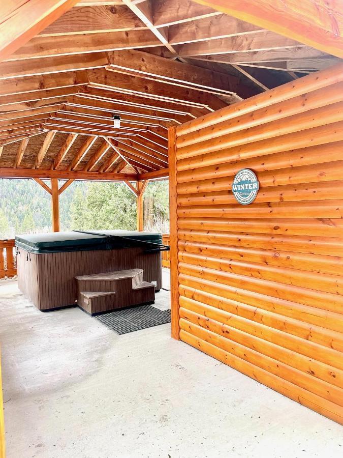 Camels Hump Guest Ranch Lumby Eksteriør bilde