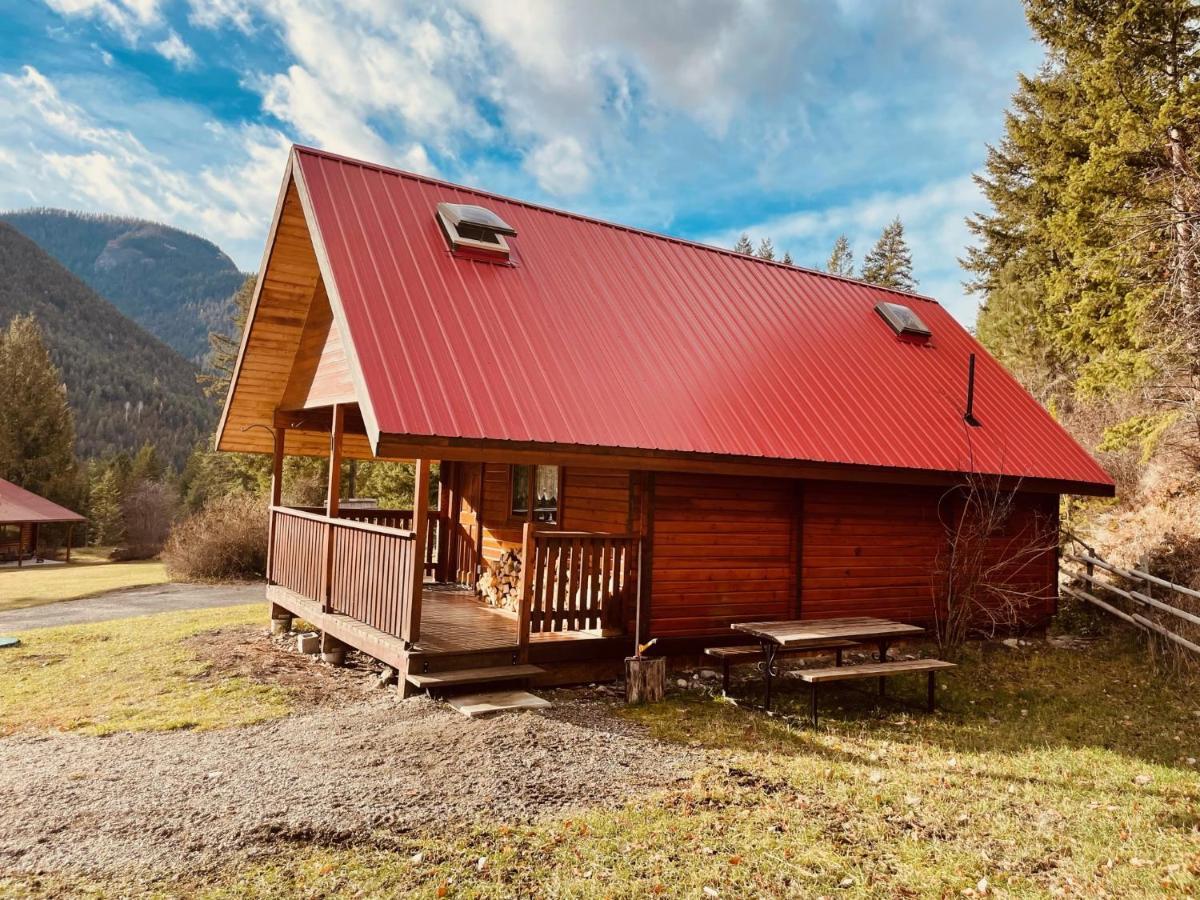 Camels Hump Guest Ranch Lumby Eksteriør bilde