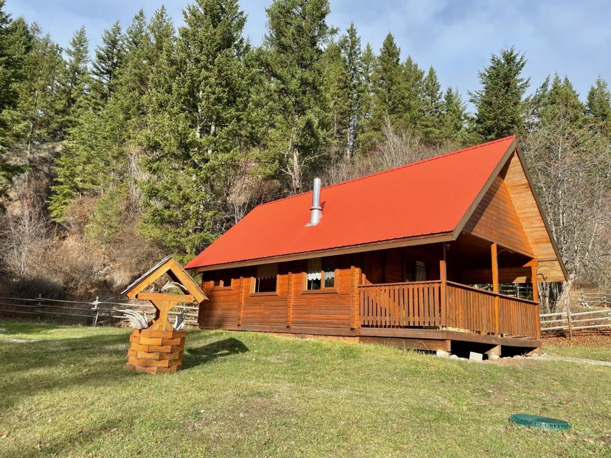 Camels Hump Guest Ranch Lumby Eksteriør bilde